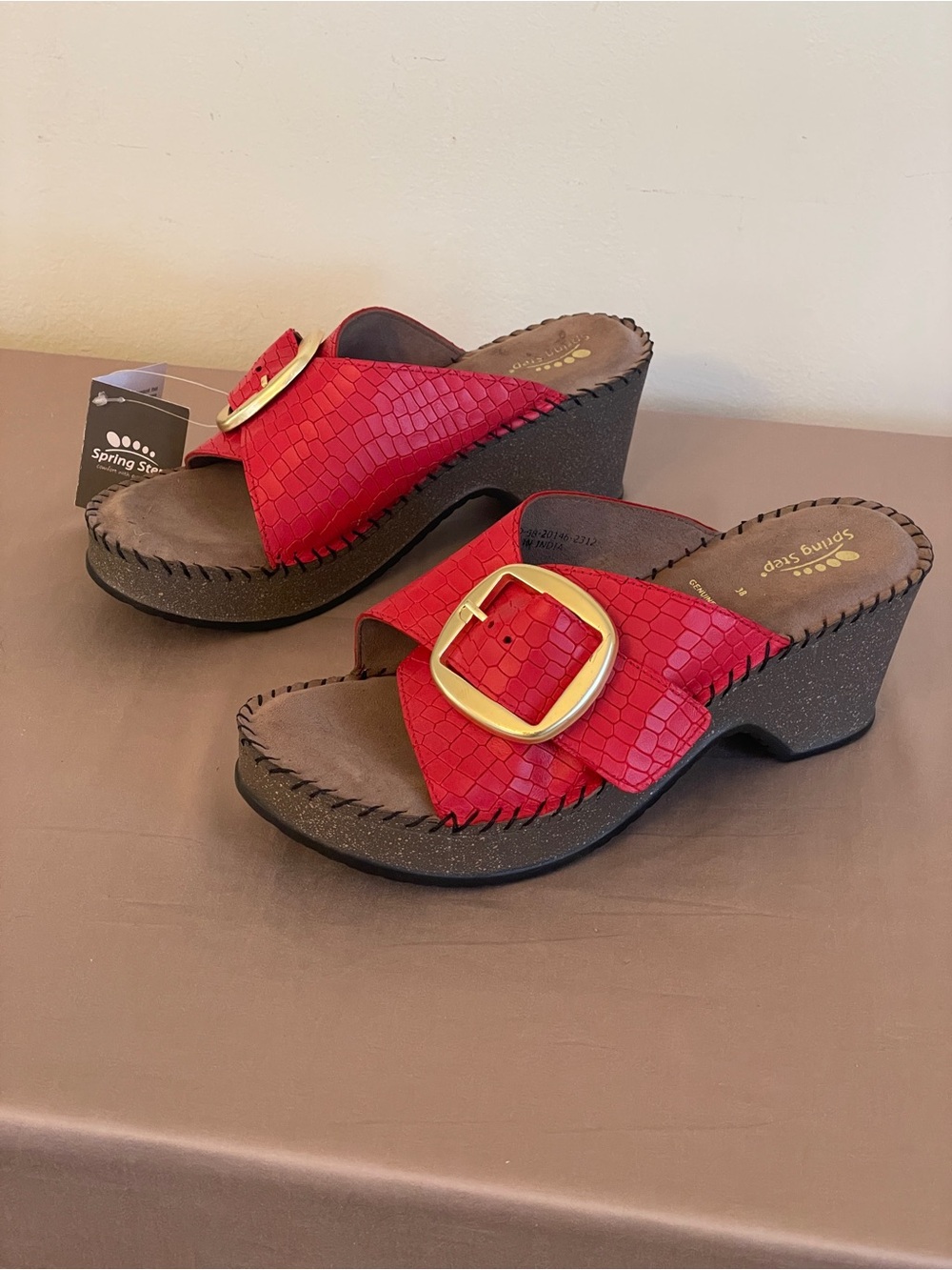 Spring Step Red Leather Slide with Gold Buckle - Picture 2 of 9